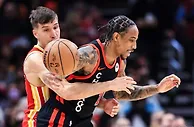 NBA附加赛：公牛拼尽蛮力，老鹰折戟铩羽