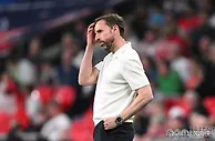 英格兰0-1遭冰岛逆袭，英格兰欧洲杯备战遭遇重大挫折