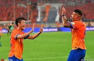 中超前瞻：申花PK成都冲半程冠军 京鲁再迎争三良机