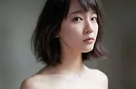 这谁顶得住!32岁的吉冈里帆美貌、身材、才华三重奏,成为一代女神典范!