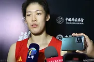 突发！曝李盈莹正式提交退役申请，中国女排遭重创，她才年仅24岁