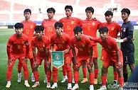 国足抵达巴林，生死战一触即发，能否从巴林队身上取分？