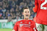 7-0！英超大黑马杀疯了，积分追平阿森纳，创造两大记录+一大隐忧