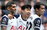 4-3！热刺太狠了，3次暴击曼联，英超118亿豪门对决，CCTV5不直播