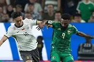 国际足坛烽火再燃：冷门与逆袭点燃战火