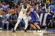 NBA的比赛更像格斗，不是打篮球？