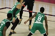 NBA东决G7：凯尔特人逆转步行者晋级总决赛