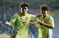 ⚽️ 西班牙U19迎战德国U19：硬碰硬的半决赛对决，火力全开谁能突围？