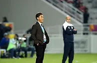 傅博：下半场打的有一些乱后两场必须全部取胜