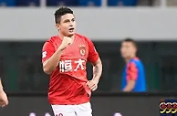 中超：恒大与一方上演激情对话