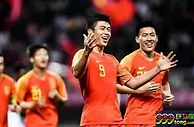 东亚杯：中国恶斗日本