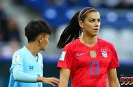 女足世界杯：美国女足「智」勇双全