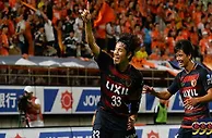 J1: 鹿岛鹿角出征够「沙」尘
