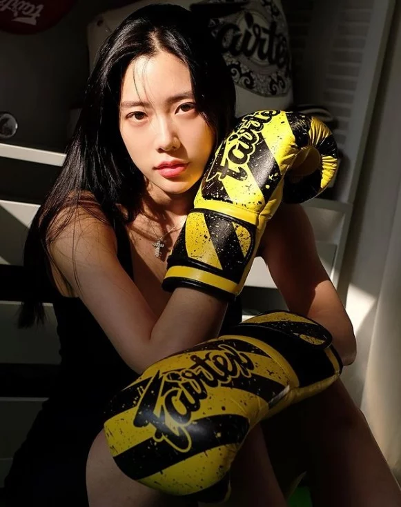 足球花边：斩获“亚洲第一美女”称号的她，身材到底有多性感？