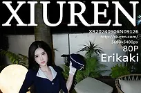 鱼子酱Fish性感内衣配超短牛仔裤露白丝袜秀完美身材