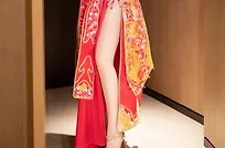 模特诗诗kiki性感红色新娘服饰露红色内衣秀