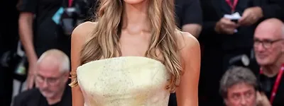 LOVE GAME Jannik Sinner confirms relationship with model ex of F1 star to put to bed Carlos Alcaraz love triangle rumours