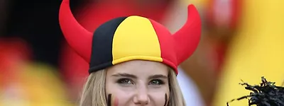 'Sexiest fan' at World Cup won modelling contract after TV camera spotted her in crowd